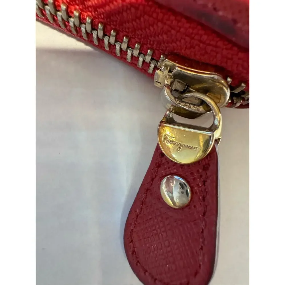 Salvatore Ferragamo it has